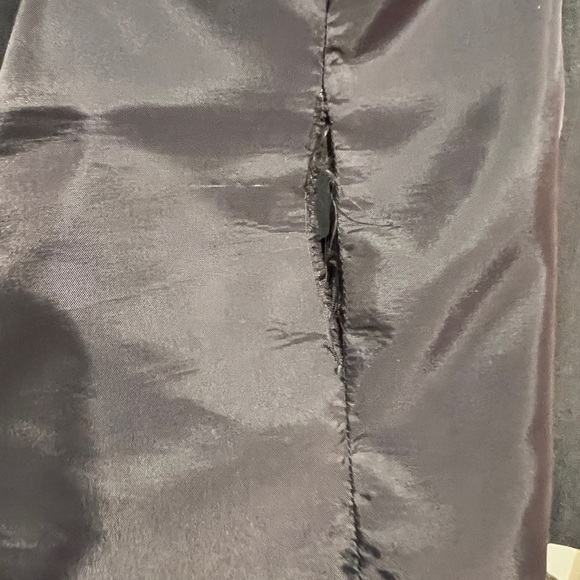 Men's Dark Gray 3-piece Suit - Picture 13 of 13